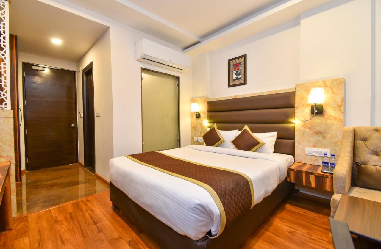 Hotel Suncity Plaza, Sitapura, Jaipur Rom bilde