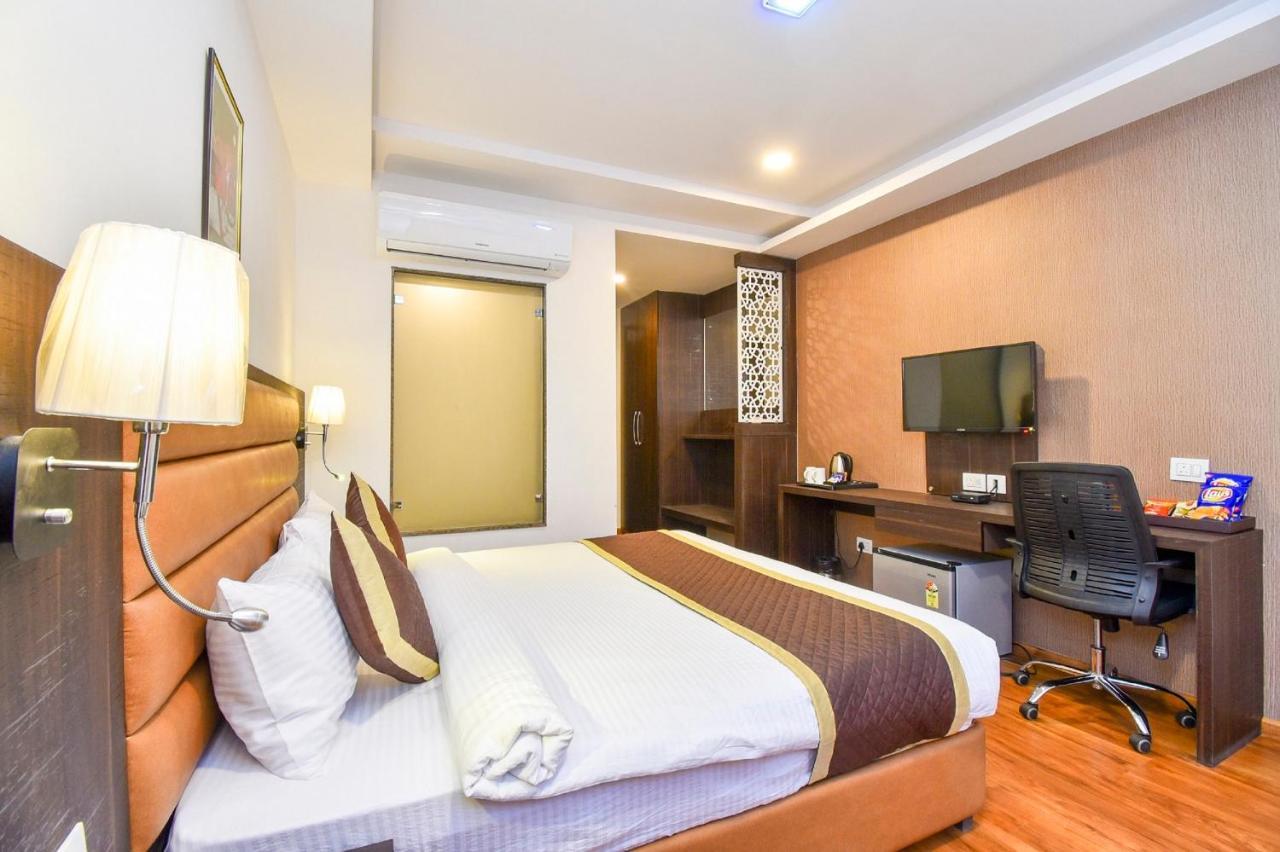 Hotel Suncity Plaza, Sitapura, Jaipur Rom bilde